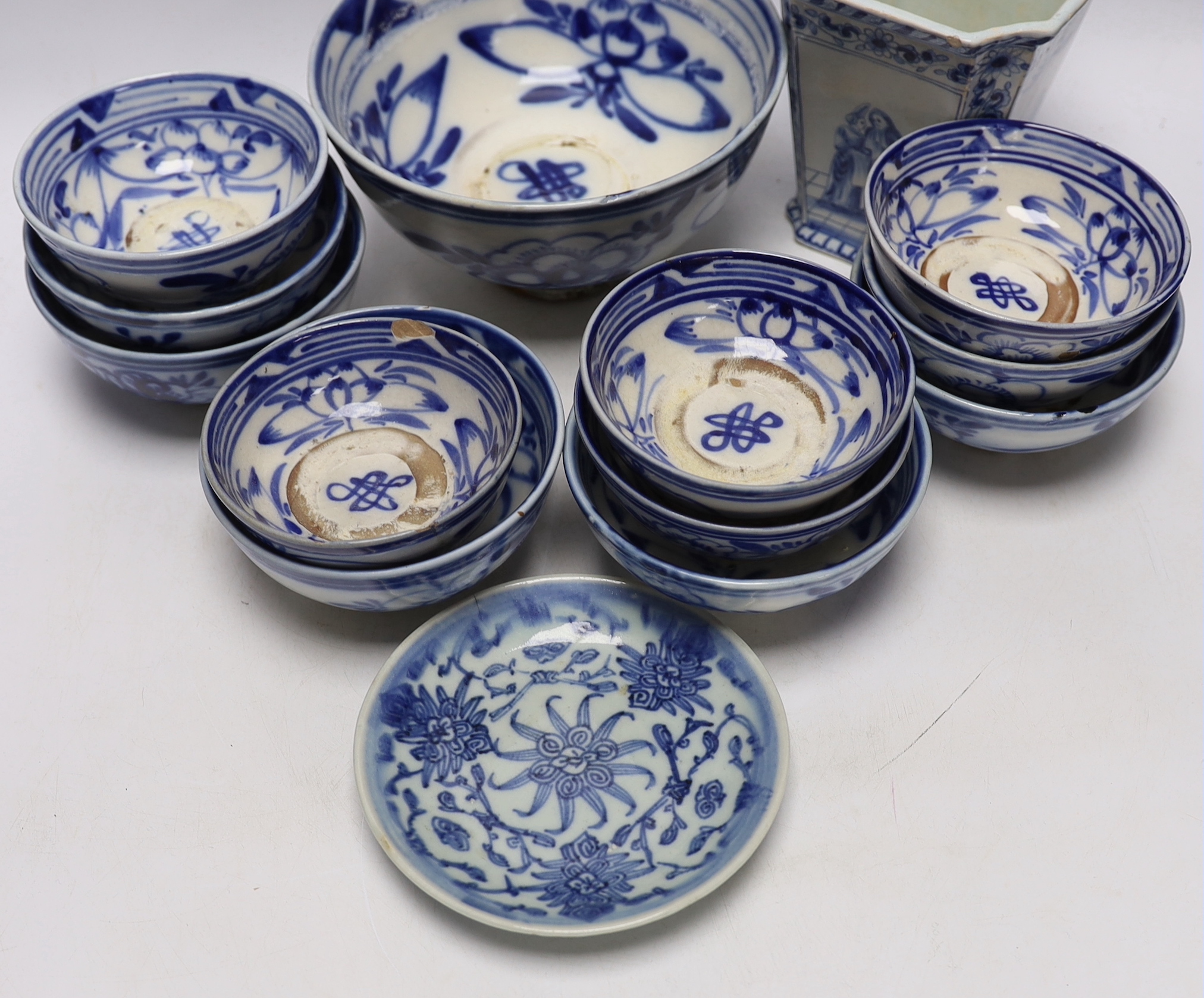 A group of Chinese blue and white bowls a dish and a Delft blue and white vase, largest 19cm in diameter